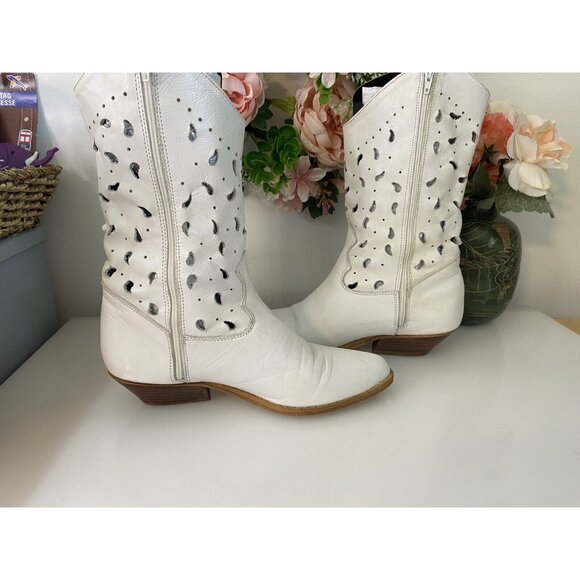 B.L.T. Santa Barbara Perforated Leather Western Boots Made in Spain Size 6 White - Picture 16 of 16